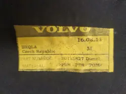Aislamiento de capó Volvo OEM 30715827 - Usado