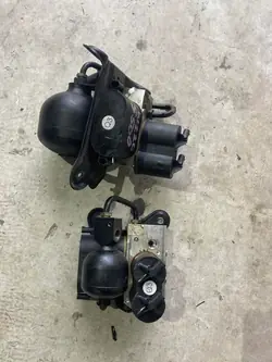 MERCEDES SL CL S W230 55 AMG Válvulas ABC a23099878990