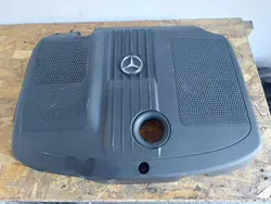 Moottorikansi OEM A6510102767 Mercedes E W212