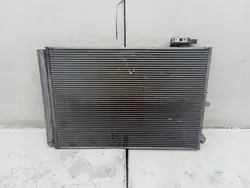 Mercedes-Benz A2045000154 AC-kondensaattori