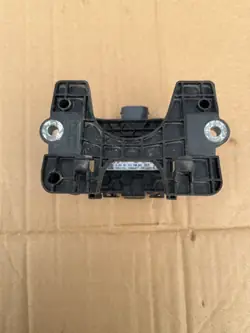VW Kaistanpitäjä Tutka OEM 3Q0907561E - Käytetty