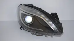 RECHTER XENONKOPLAMP MERCEDES B-KLASSE W246