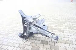 VOLVO XC40 Oikea etuhelma '019 OEM