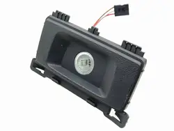 Audi Q5 SQ5 2020 Taka 12V pistorasia OEM 80a863324