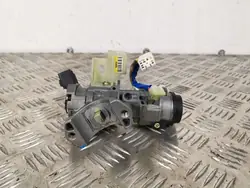 Kia Stonic Sytytyskytkin OEM FBZ3179 - Käytetty