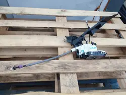 Framvänster Dörrlås Mercedes W204 A2047200335