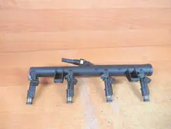 Bränsleinsprutningsskena Peugeot 406 407 Citroen C5 1.8 16V OEM 01F005A
