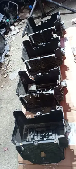 Boîte batterie T06009A180 pour Trafic Vivaro Talento B