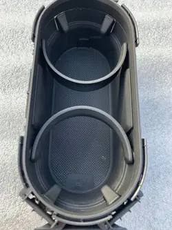 Portavasos Audi A3 8Y OEM 8Y0862533A - Usado