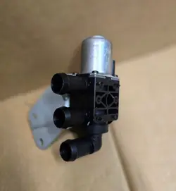 Pompe à eau BMW OE OEM 9890553 pour G20 330e