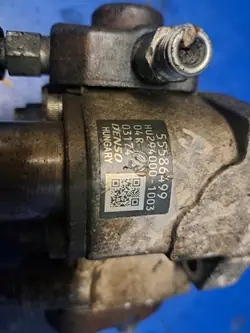 Pompe injection OEM 55586499 pour Opel 1.7 cdti