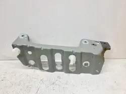 Rechter Kotflügelhalter Renault Clio V OEM 641C04310R