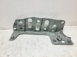 Support d'aile droit Renault Clio V OEM 641C04310R