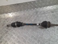Linker korte aandrijfas Toyota Yaris III OEM 11-14