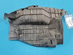 Passage de roue arrière gauche pour Toyota Auris II 52592-02200