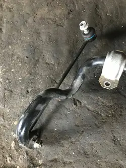 Etupään stabilointitanko OEM 15008111 BMW 5 F10/F11