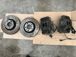 Jeu d'étriers et disques SWAP 320 A4 B6 B7