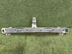 Reforço dianteiro OEM 8200189647E para Renault Master II