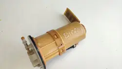 Pompe à carburant Mitsubishi Pajero 2002 MR990883