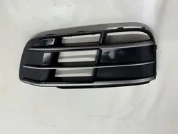 OEM 80A807681D 80A807679H Audi Q5 II Vasen Puskurihila