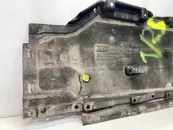 Escudo inferior esquerdo OEM 8W0825207B para Audi A4 B9