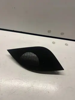 Subwoofer-Grill OEM YQP3935 für Audi A4 S4 B9