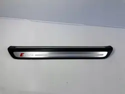 OEM 8U0853374B S-Line Soleira Porta Direita Frente Audi Q3
