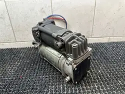 Compressor de suspensão traseira BMW 5 F10 F11 SOM10658