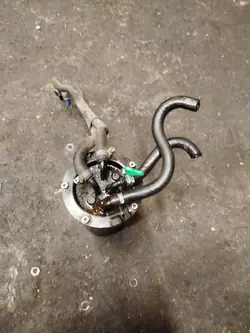 Fuel Filter Housing / VW Touran I Passat B6 / 1.9 TDI 2.0 TDI