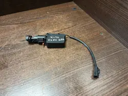 Polttoaineläppä-lukko OEM 6388200072 Mercedes Vito Viano
