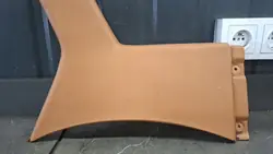 Mercedes W123 Bagageluckstot OEM slupek bagaznika