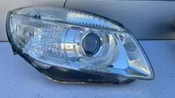 Farol dianteiro direito Skoda Fabia II 2007-2010, lente