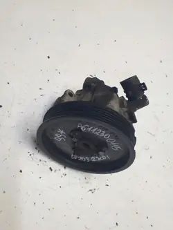 Pompe de direction assistée Mercedes-Benz A6112300115