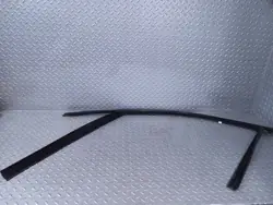 BMW X6 G06 etuoven vasen ikkunatiiviste OEM 7437772