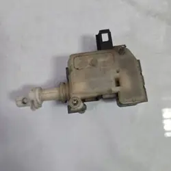 Skoda Octavia Mk2 keskuslukitusaktuattori OEM 1h0959781A