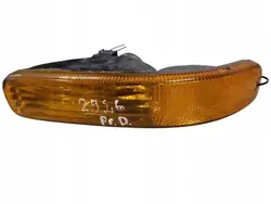 Jeep Cherokee Liberty KJ oikea vilkku OEM 55155910A