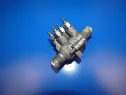 Distributeur de chauffage eau OEM MIJ30610 Mercedes