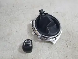 OEM Vaihteenvalitsimen holkki Citroen C4 Aircross - Käytetty