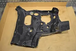Läpäisyeriste OEM A2236825600 oikea Mercedes W223