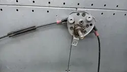 Lève-vitre avant droit VW T4 2.5TDI 00-03 701837502F