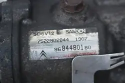 Compresseur de climatisation Citroen / Peugeot / Fiat - 9684480180