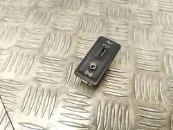 Conector Multimédia VW OEM 5G0035222C AUX/USB