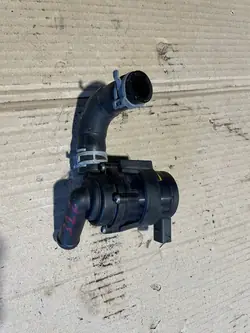 Pompe à eau supplémentaire Porsche Cayman