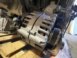 MERCEDES C KLASA W205 4.0 AMG Vaihtovirtageneraattori A0009061705