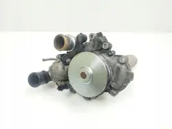 Vattenpump Maserati Ghibli 2016