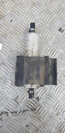 BMW Brandstofpomp X5 OE 7165590