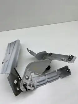BMW X3 F25 voorste rechter spatbordbevestiging OEM A300