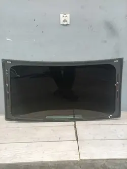 Vitre arrière OEM GD9BF42004A pour Lincoln Continental