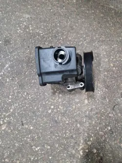 Pompe de direction assistée Mercedes-Benz OEM A6112300115