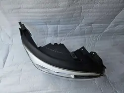 KIA STONIC LENTILLE DROITE 8 PIN 92102-H8